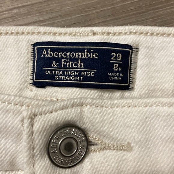 Abecrombie | Straight leg Jean Cream - Picture 3 of 6